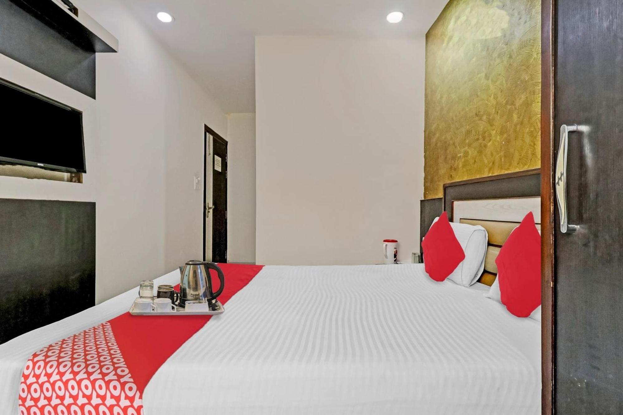Hotel Stay House New Delhi Bagian luar foto