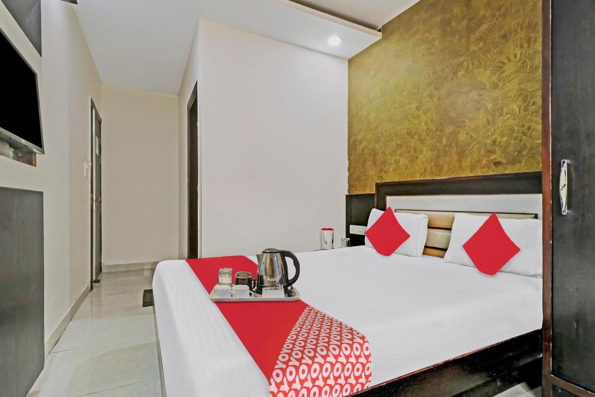 Hotel Stay House New Delhi Bagian luar foto