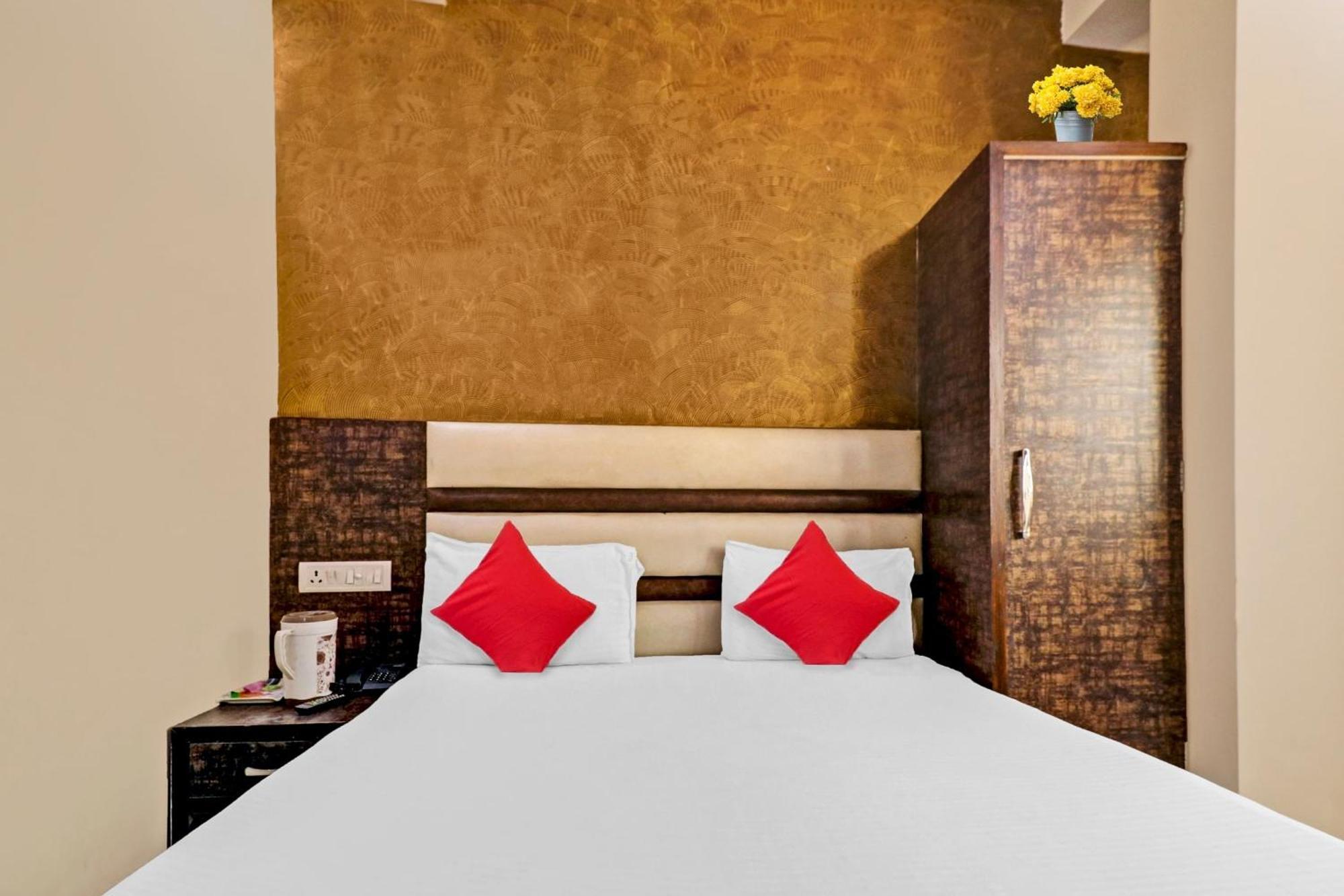 Hotel Stay House New Delhi Bagian luar foto